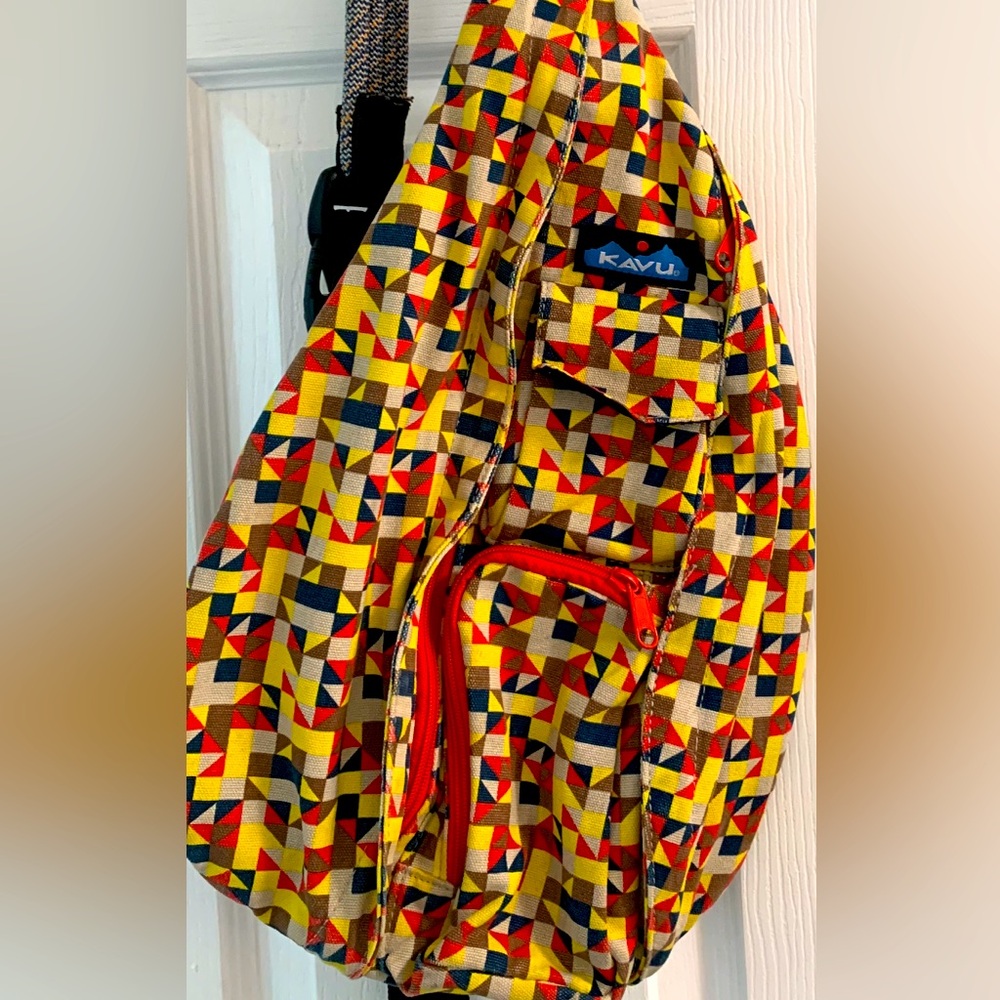 KAVU Rope Shoulder Sling Bag!